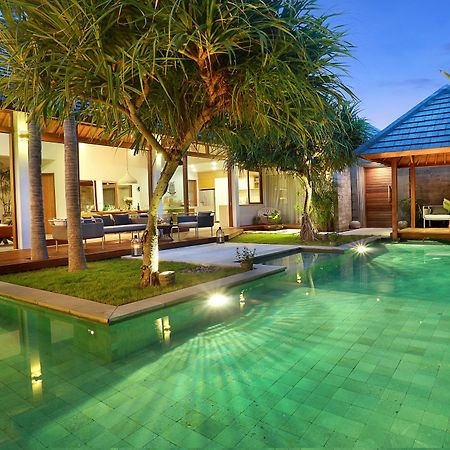 Villa Odyssey Seminyak Extérieur photo