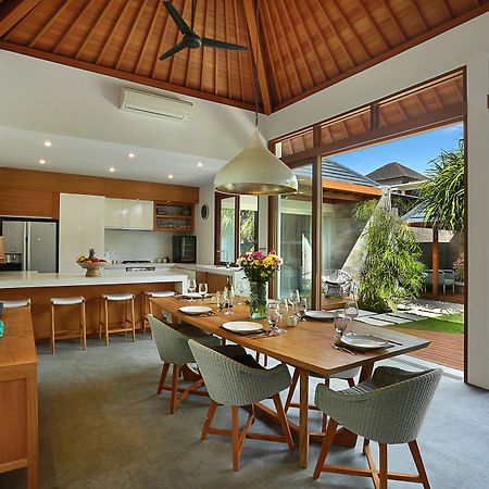 Villa Odyssey Seminyak Extérieur photo